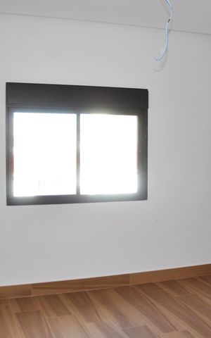 Casa à venda com 150m², 3 quartos e 2 vagas Casa à venda com 150m², 3 quartos e 2 vagasDetalhe - Quarto 03