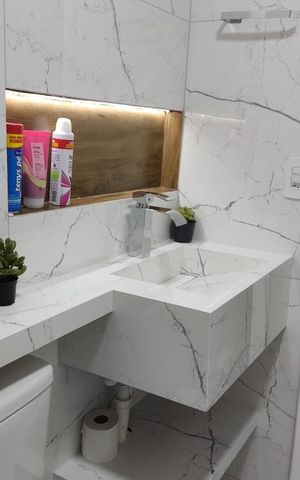 Apartamento à venda com 42m², 2 quartos e 1 vaga Apartamento à venda com 42m², 2 quartos e 1 vagaBanheiro