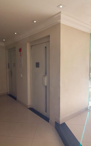 Apartamento à venda com 61m², 2 quartos e 1 vaga Apartamento à venda com 61m², 2 quartos e 1 vagaHall Social