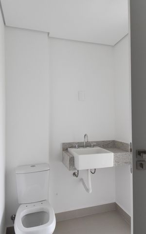 Apartamento à venda com 80m², 2 quartos e 1 vagaBanheiro da Suíte