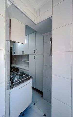 Apartamento à venda com 70m², 3 quartos e 1 vagaÁrea de Serviço