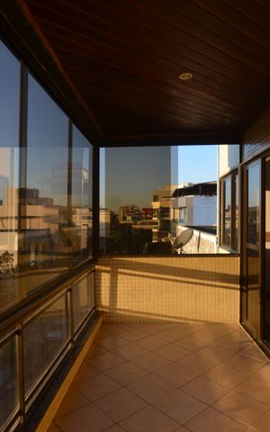 Apartamento à venda com 244m², 3 quartos e 2 vagasVaranda