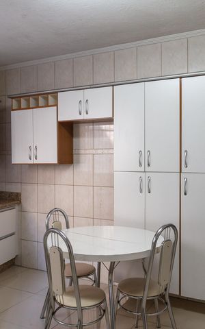 Casa para alugar com 125m², 3 quartos e 2 vagasCozinha