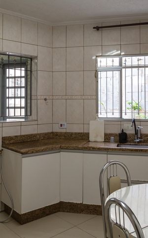 Casa para alugar com 125m², 3 quartos e 2 vagasCozinha
