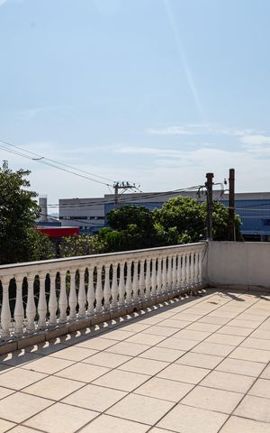 Casa para alugar com 125m², 3 quartos e 2 vagasVaranda