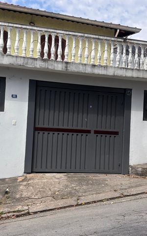 Casa para alugar com 125m², 3 quartos e 2 vagas Casa para alugar com 125m², 3 quartos e 2 vagasFachada