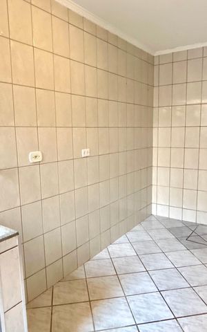 Casa à venda com 140m², 3 quartos e 3 vagas Casa à venda com 140m², 3 quartos e 3 vagasÁrea de Serviço
