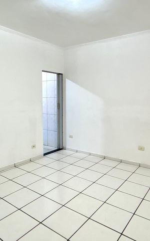 Casa à venda com 140m², 3 quartos e 3 vagas Casa à venda com 140m², 3 quartos e 3 vagasQuarto 3