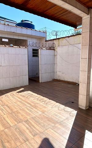 Casa à venda com 140m², 3 quartos e 3 vagas Casa à venda com 140m², 3 quartos e 3 vagasQuintal
