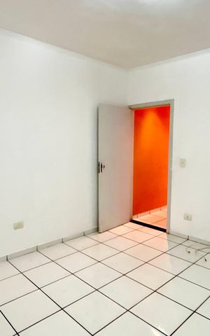 Casa à venda com 140m², 3 quartos e 3 vagas Casa à venda com 140m², 3 quartos e 3 vagasQuarto 3