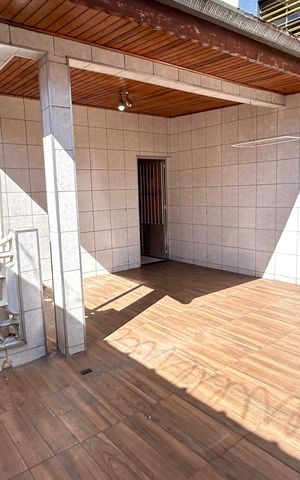 Casa à venda com 140m², 3 quartos e 3 vagas Casa à venda com 140m², 3 quartos e 3 vagasQuintal