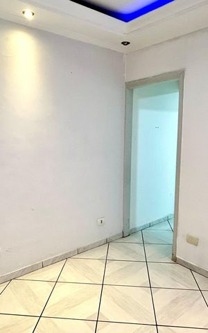 Casa à venda com 140m², 3 quartos e 3 vagas Casa à venda com 140m², 3 quartos e 3 vagasSala