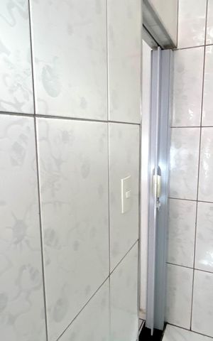 Casa à venda com 140m², 3 quartos e 3 vagas Casa à venda com 140m², 3 quartos e 3 vagasBanheiro 2