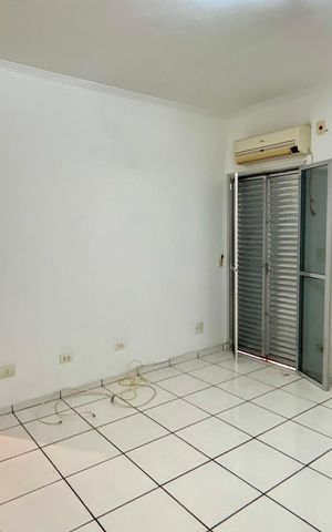 Casa à venda com 140m², 3 quartos e 3 vagas Casa à venda com 140m², 3 quartos e 3 vagasQuarto 3