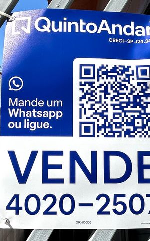 Casa à venda com 140m², 3 quartos e 3 vagas Casa à venda com 140m², 3 quartos e 3 vagasPlaca aproximada