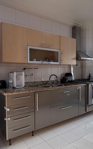 Apartamento para alugar com 96m², 2 quartos e 2 vagasCozinha e Área de Serviço