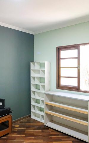 Casa à venda com 194m², 5 quartos e 2 vagasQuarto 1