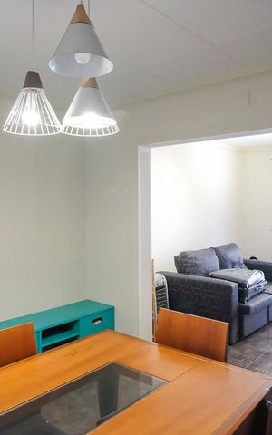 Casa à venda com 194m², 5 quartos e 2 vagasSala