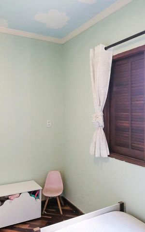 Casa à venda com 194m², 5 quartos e 2 vagasQuarto 2