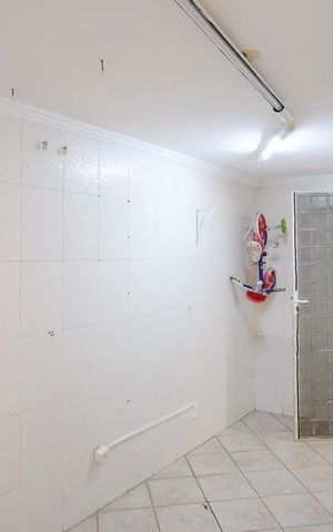 Casa à venda com 194m², 5 quartos e 2 vagasÁrea de serviço