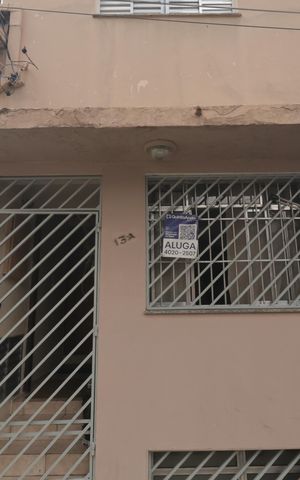 Casa para alugar com 80m², 2 quartos e 1 vagaPlaca