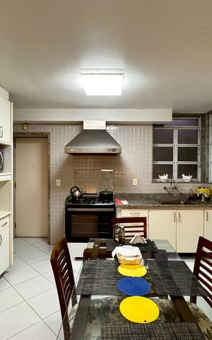 Apartamento à venda com 268m², 3 quartos e 1 vaga