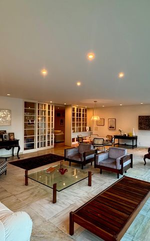 Apartamento à venda com 268m², 3 quartos e 1 vaga