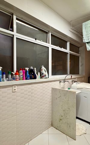Apartamento à venda com 268m², 3 quartos e 1 vaga