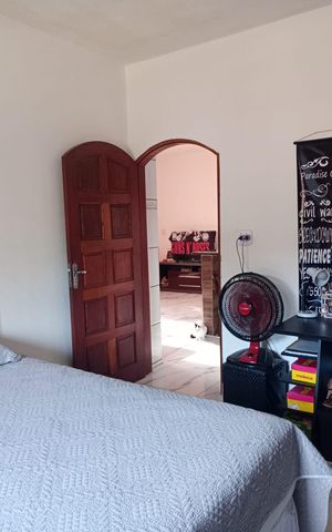 Casa à venda com 356m², 6 quartos e 1 vaga Casa à venda com 356m², 6 quartos e 1 vagaQuarto