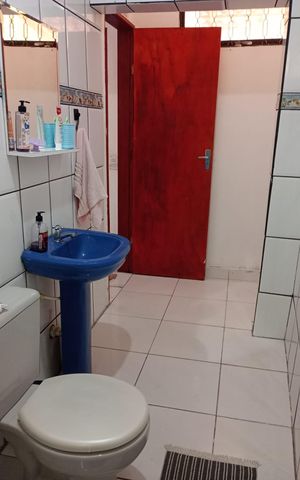 Casa à venda com 356m², 6 quartos e 1 vaga Casa à venda com 356m², 6 quartos e 1 vagaBanheiro