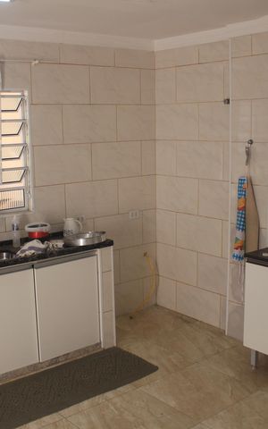Casa à venda com 300m², 2 quartos e 9 vagasCozinha