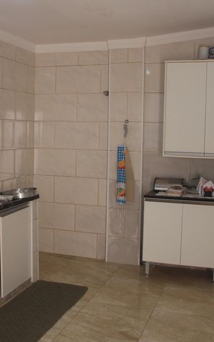 Casa à venda com 300m², 2 quartos e 9 vagasCozinha