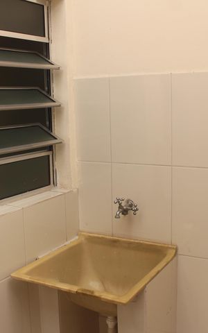 Casa à venda com 300m², 2 quartos e 9 vagasÁrea de Serviço 2