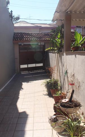 Casa à venda com 300m², 2 quartos e 9 vagasQuintal