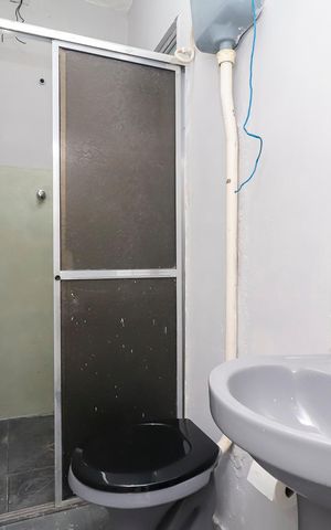 Casa à venda com 120m², 3 quartos e 2 vagasCasa 2 - Banheiro