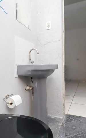 Casa à venda com 120m², 3 quartos e 2 vagasCasa 2 - Banheiro