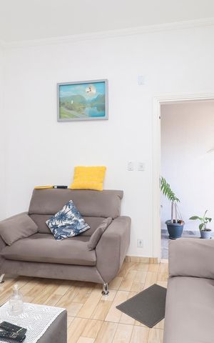 Casa à venda com 120m², 3 quartos e 2 vagasCasa 1 - Sala