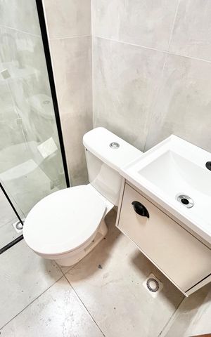 Apartamento para alugar com 28m², 1 quarto e sem vaga Apartamento para alugar com 28m², 1 quarto e sem vagaBanheiro