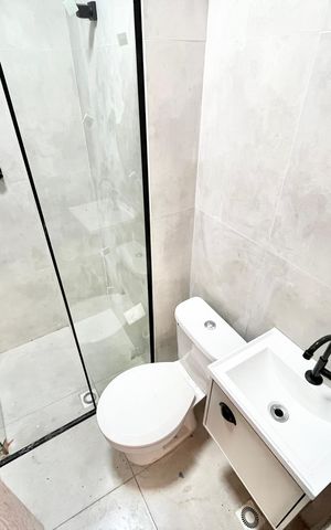 Apartamento para alugar com 28m², 1 quarto e sem vaga Apartamento para alugar com 28m², 1 quarto e sem vagaBanheiro