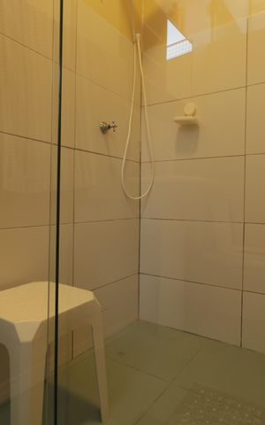 Casa à venda com 250m², 4 quartos e 2 vagasBanheiro da Suíte 1