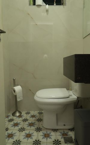 Casa à venda com 250m², 4 quartos e 2 vagasLavabo
