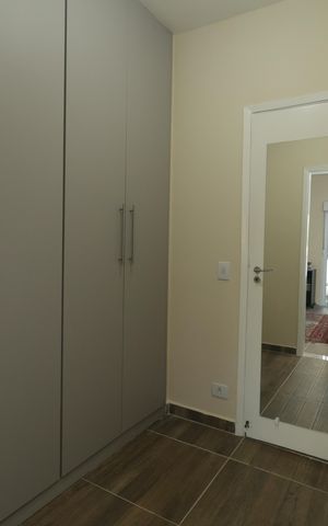 Casa à venda com 250m², 4 quartos e 2 vagasCloset da Suíte 2