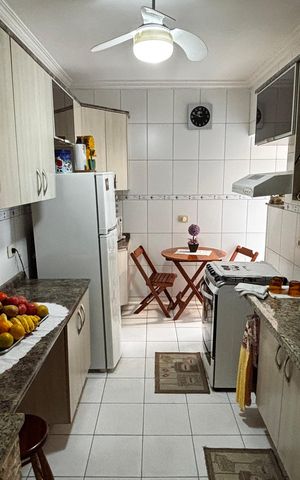 Apartamento à venda com 57m², 2 quartos e 1 vagaCozinha