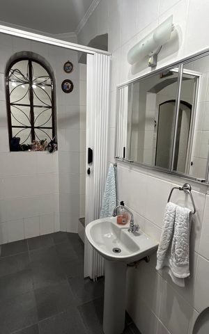 Casa para alugar com 360m², 5 quartos e 2 vagasBanheiro
