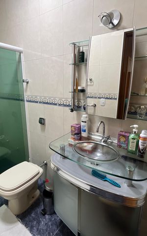Casa para alugar com 360m², 5 quartos e 2 vagasBanheiro