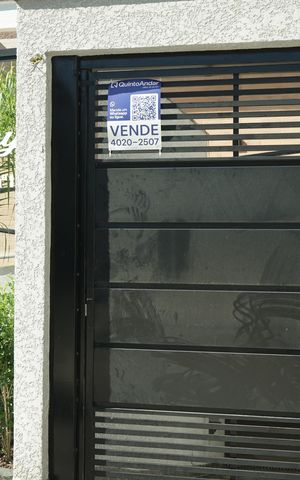Casa de condomínio à venda com 130m², 3 quartos e 2 vagasFachada
