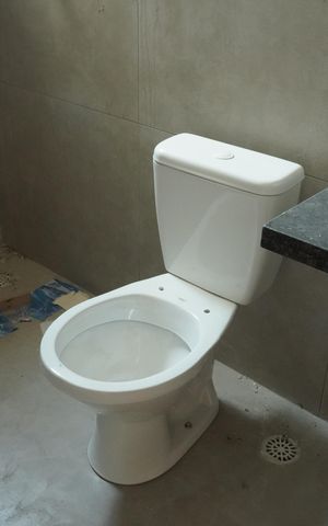 Casa de condomínio à venda com 130m², 3 quartos e 2 vagasBanheiro da Suíte