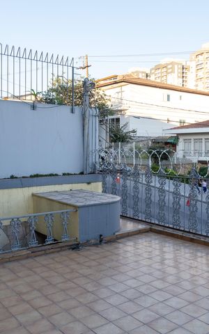 Casa para alugar com 371m², 4 quartos e 4 vagasQuintal