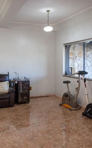 Casa para alugar com 371m², 4 quartos e 4 vagasSala