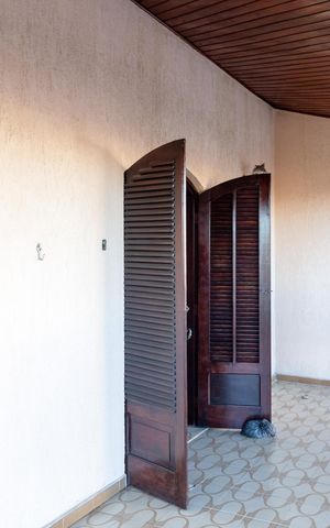 Casa para alugar com 371m², 4 quartos e 4 vagasVaranda